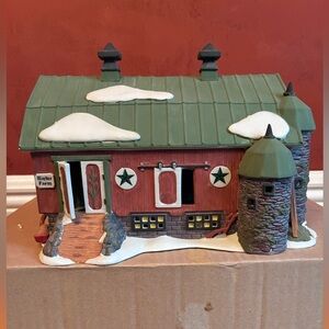 Dept 56 New England Heritage Series “Pennsylvania Dutch Barn” #5648-0